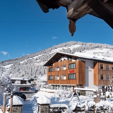 Apart-hotel Der Brueckenwirt 4*