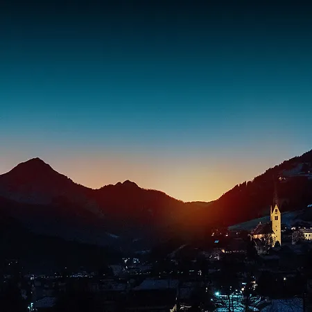 מלון דירות Der Brueckenwirt 4*