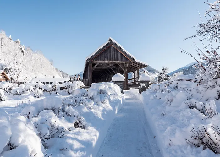 מלון דירות Der Brueckenwirt 4*