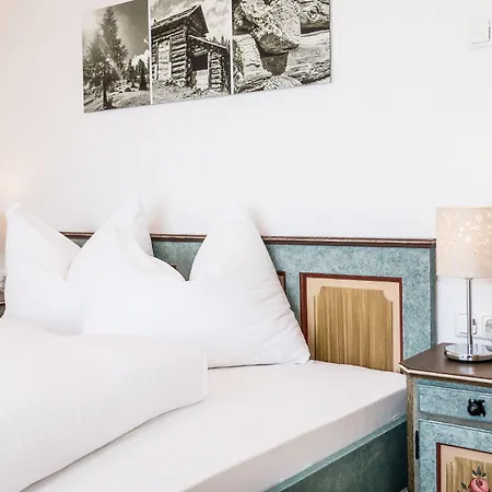 Der Brueckenwirt Hotel apartamentowy Heinfels