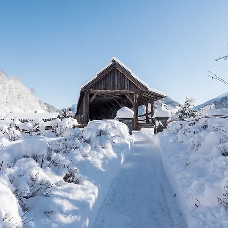 Hotel apartamentowy Der Brueckenwirt 4*